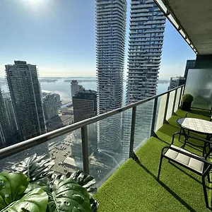 Apartment Luxury Downtown 2 Bedroom With And Views And Free Parking